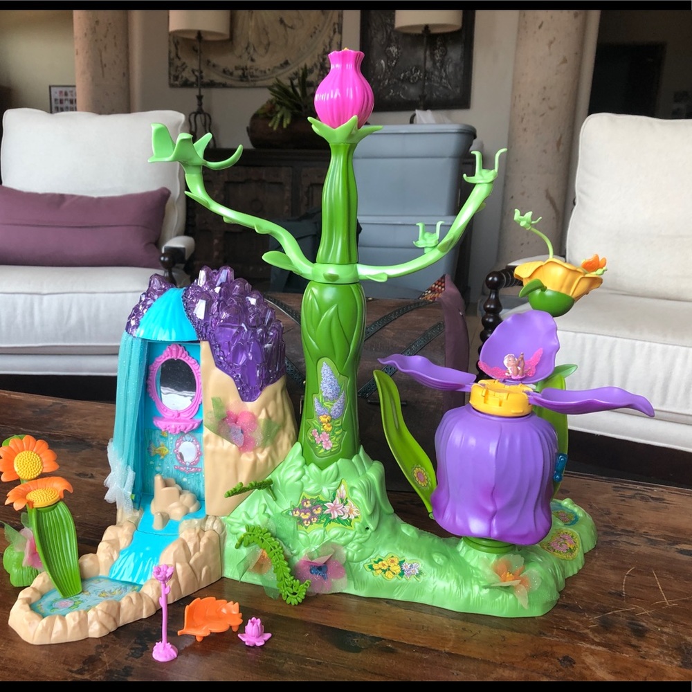 Barbie Enchanted Meadow Playset. RARE